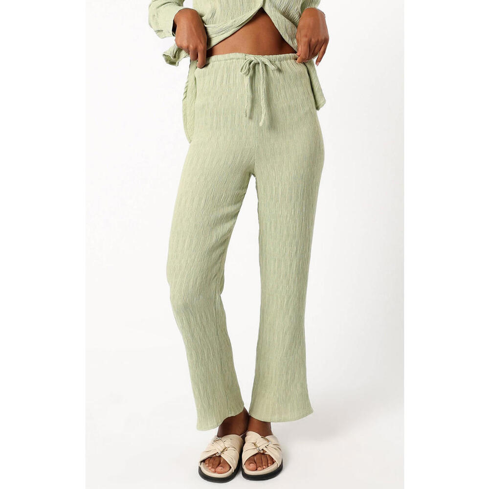 NWT! Petal & Pup Allyse Crinkled Pants in Green Size Small